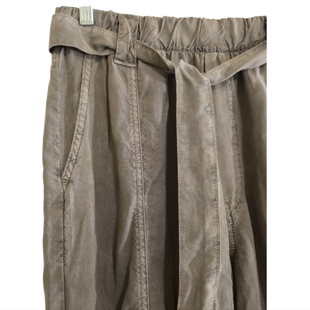 NWT Bella Dahl Belted Pull-on Jogger Style Pants Olive Green Large Tencel Lyocel - Picture 2 of 7